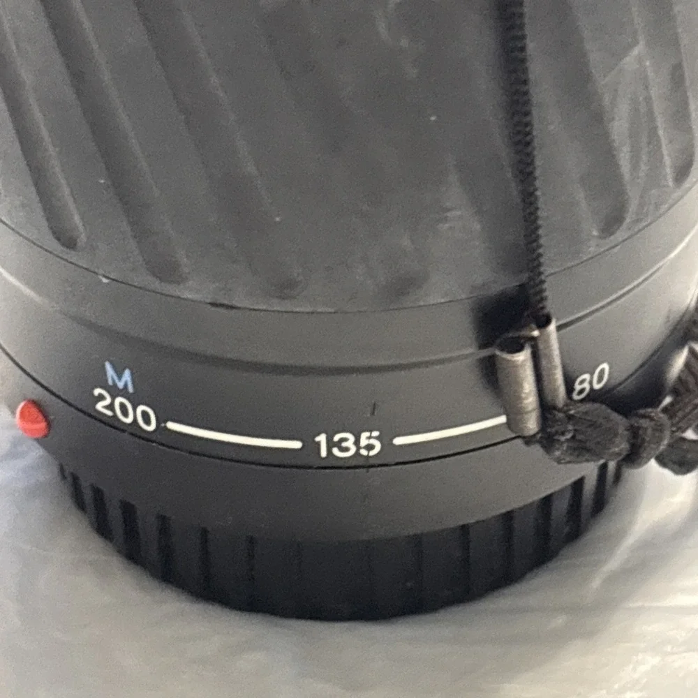 Minolta Maxxum AF 80-200 Lens + Cu Custom Fantasy Cards Case Lot